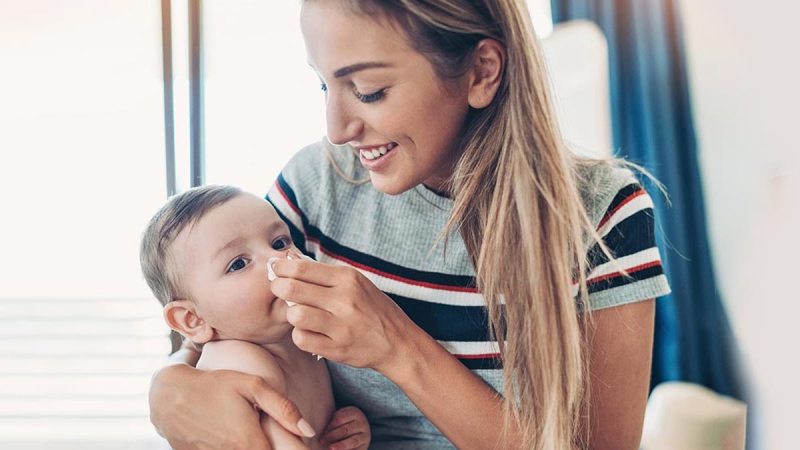 ماساژ برای درمان گرفتگی بینی کودکان